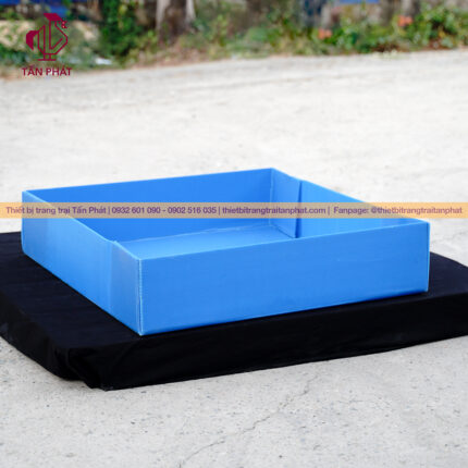 Khay nhựa xếp lót chuồng gà