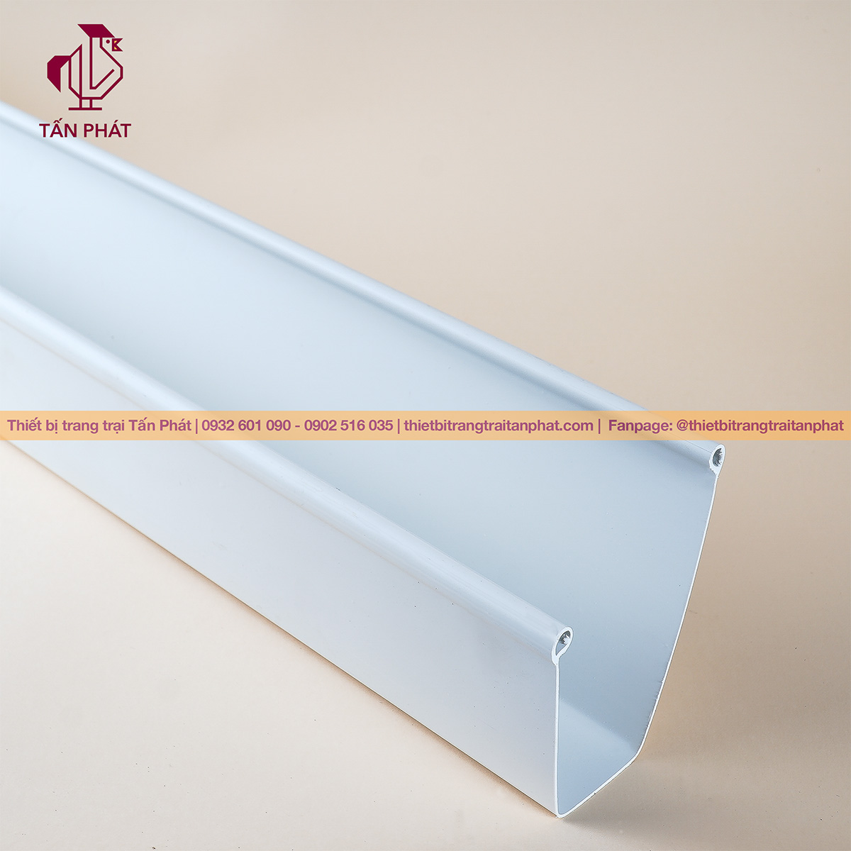 Máng đựng thức ăn gia cầm dài 2m4 - Thiết bị trang trại Tấn Phát Máng ăn 2m4