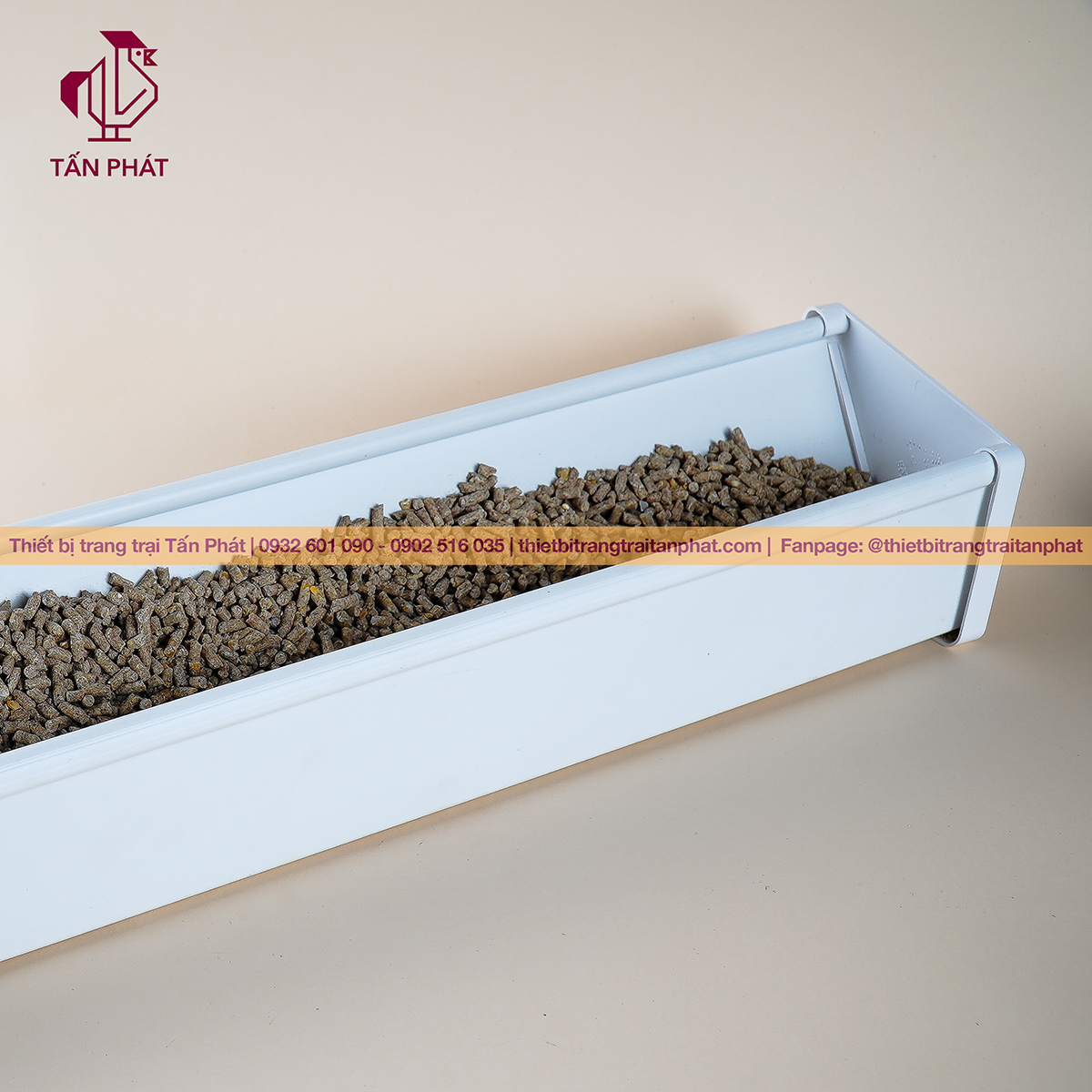 Máng ăn cho gà bền đẹp - Thiết bị trang trại Tấn Phát Máng ăn 2m4