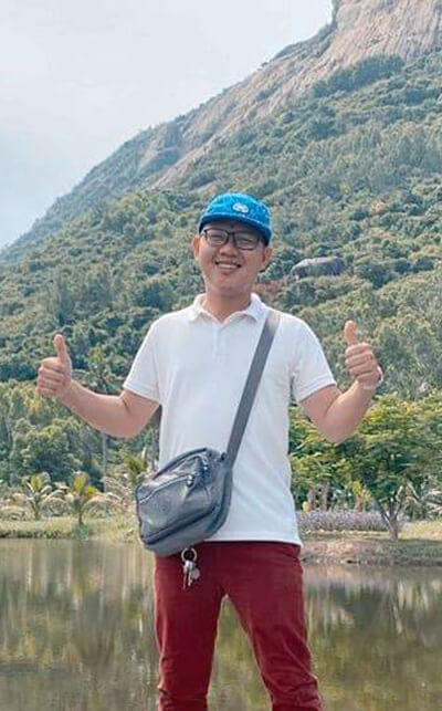 Nguyễn Đức Việt Cường quản lý xưởng gà đá